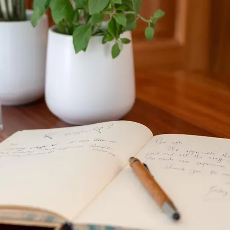 Matina Hotel Kamári