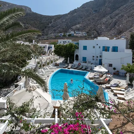 Matina Hotel Kamári