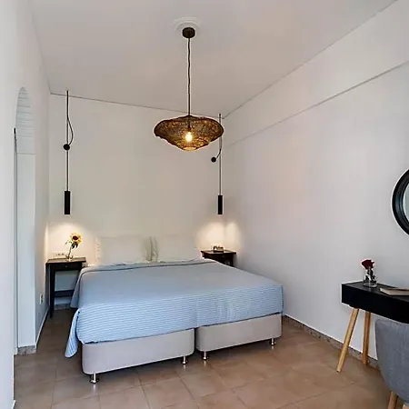 Matina 3* Kamari (Santorini)