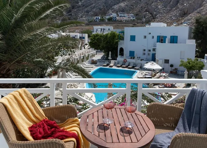 Matina Hotel Kamári